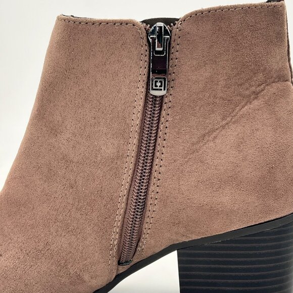 Liz Claiborne Refined Comfort Faux Suede Womens Ankle Booties Side Zippers 10M - Picture 6 of 16
